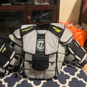 Small 2021 Warrior RX3 PRO Goalie Chest Protector (Used)