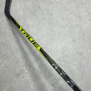 65 Flex P88 Senior True Catalyst 9x Right Hand Hockey Stick Pro Stock (New)