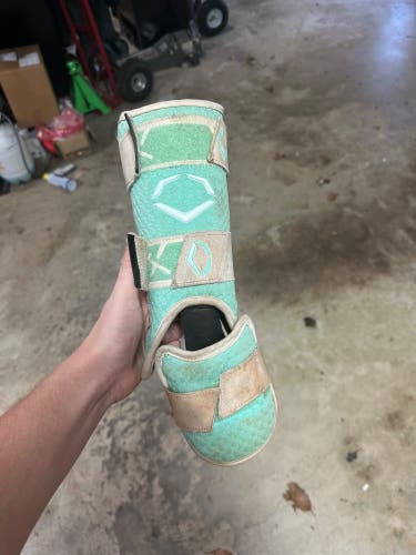 Green Senior EvoShield Leg guard Shin Guards (Used)