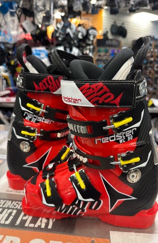 225 22.5 Atomic Redster World Cup WC 90 (Used) downhill skiing boot Ski Boots 22 220
