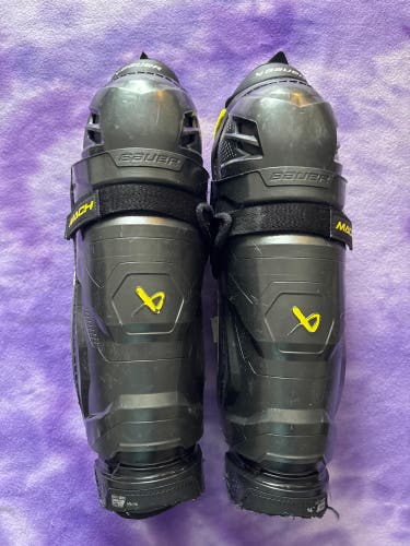 Intermediate Bauer Supreme Mach Shin Pads 14" (Used)