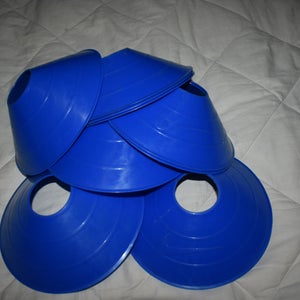 10 Cones / Markers, Used, Blue