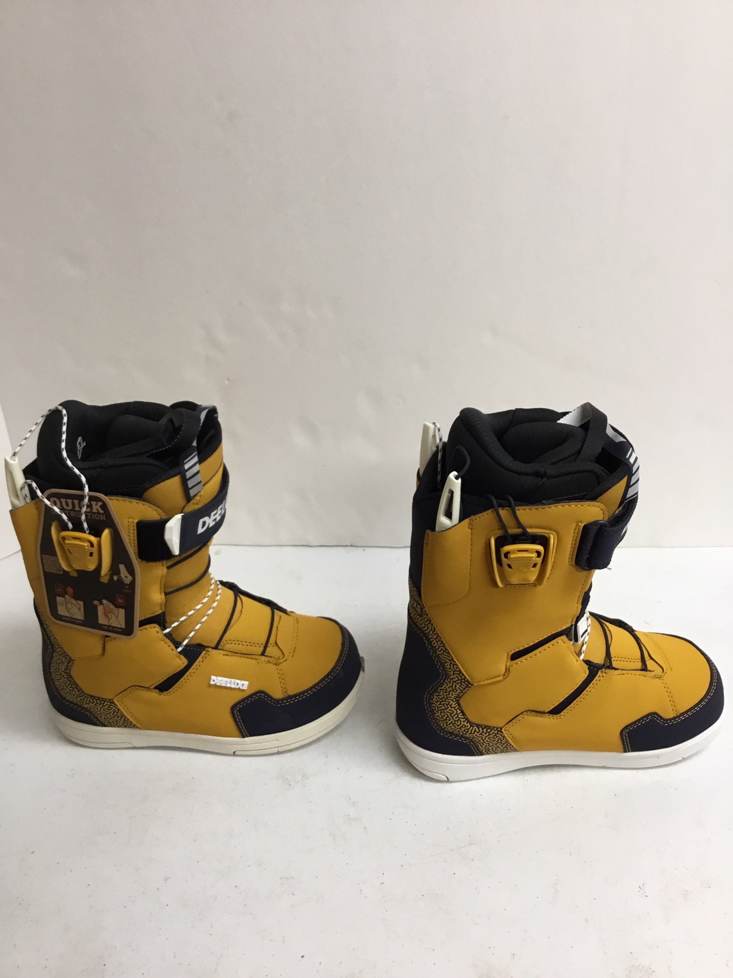 New Deeluxe Team ID Lara (23.5-26.5) Snowboard Boots