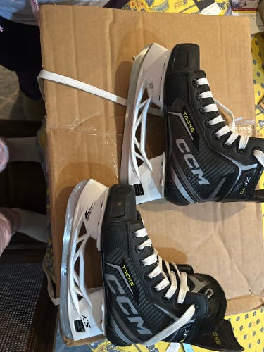 Black 2024 CCM Tacks XF Hockey Skates Regular Width Size 3 (Used)
