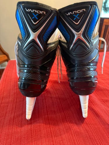 Bauer Vapor VOLT Hockey Skates Regular 11 (Used)