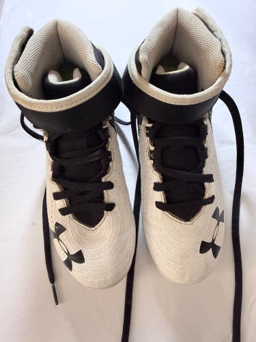 White Kid's 2Y (Big Kids / Youth) Youth Under Armour Bryce harper High Top Molded Cleats (Used)