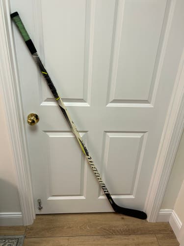 Senior Warrior Left Hand Hockey Stick P28 90 Flex Pro Stock (Used)