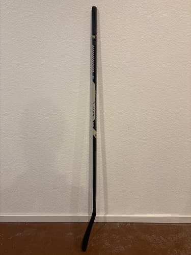 Senior Warrior Alpha LX Team Right Handed Hockey Stick W28 85 Flex Pro Stock (New)
