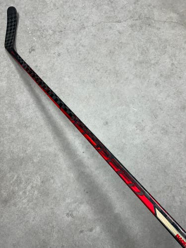 80 Flex Custom P92 Senior CCM JetSpeed FT4 Pro Right Hand Hockey Stick Pro Stock NHL (New)