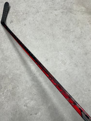 85 Flex P92 Senior CCM JetSpeed FT4 Pro Right Hand Hockey Stick Pro Stock NHL (New)