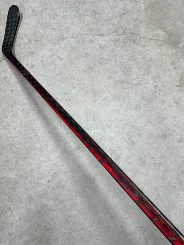 80 Flex P29 Senior CCM JetSpeed FT4 Pro Right Hand Hockey Stick Pro Stock NHL (New)