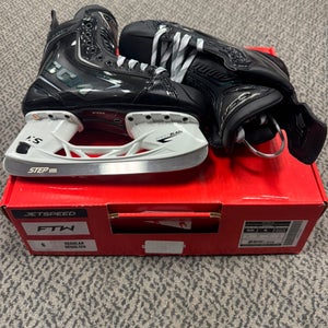 CCM Jetspeed FTW Hockey Skates 6 (New) Regular Width