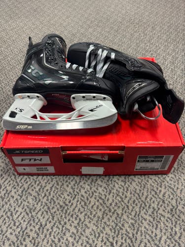 CCM Jetspeed FTW Hockey Skates 6 (New) Regular Width