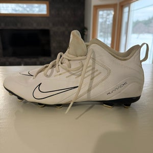 White Men's Size M 12.0 (W 13.0) Adult Nike Huarache Mid Top Molded Cleats (Used)