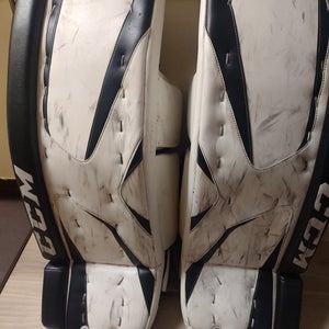 2018 33" CCM Revolution 579 Pro Goalie Leg Pads (Used)