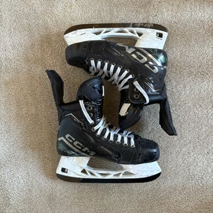 Very Good Condition Black 2023 CCM JetSpeed FT6 Pro Hockey Skates Regular Width Pro Stock Size 6.5