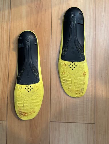 Size D Superfeet Performance Hockey Skate Insole (Used)