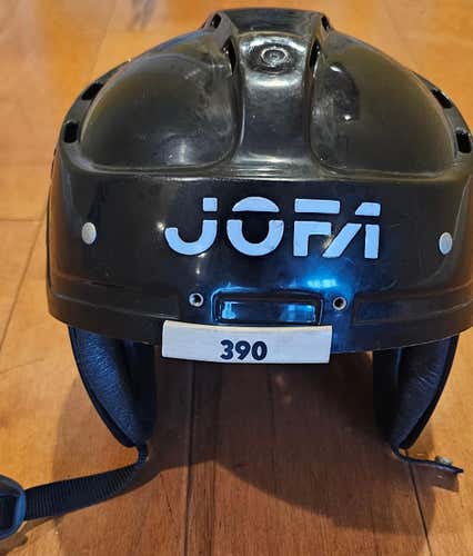 JOFA 390 Senior Medium Hockey Helmet – Classic Fit – Adjustable (Used)