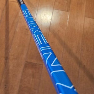 Share Bauer Nexus E40 Left Hand Hockey Stick ER Spine 65 Flex - Excellent Condition! (Used)