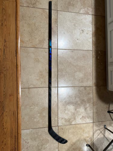 Senior CCM Ribcor Trigger 10 Pro Right Handed Hockey Stick P28 75 Flex (New)