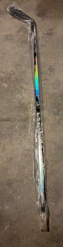 Senior Bauer Vapor Flylite Left Hand Hockey Stick P28 70 Flex (New)