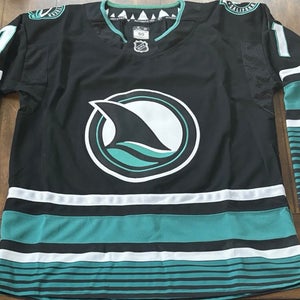 San Jose Sharks Macklin Celebrini Adult Medium (50) Black #71 NWT