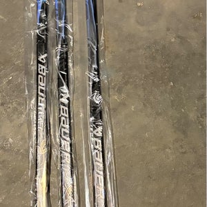 Senior Bauer Vapor Flylite Right Handed Hockey Stick P92 77 Flex (New)