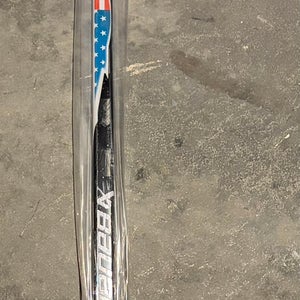 Senior Bauer Vapor Flylite Right Handed Hockey Stick P28 70 Flex (New)