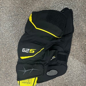 Junior Small Bauer Supreme S29 Hockey Pants (Used)