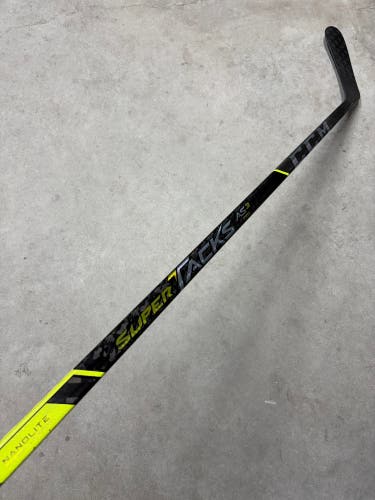 75 Flex P92 Senior CCM Super Tacks AS3 Pro Right Hand Hockey Stick Pro Stock