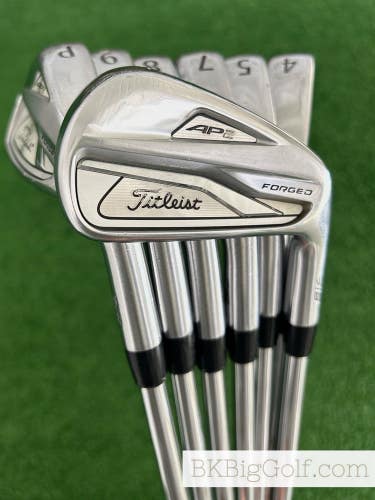 Titleist AP2 718 Forged Iron Set 4-P / True Temper AMT White Stiff
