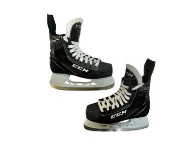 Used CCM TACKS 9350 Junior Hockey Skate Junior 02 11873-S000231459
