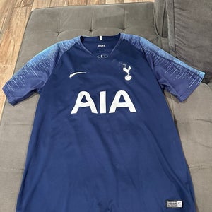 Blue Tottenham Hotspurs jersey