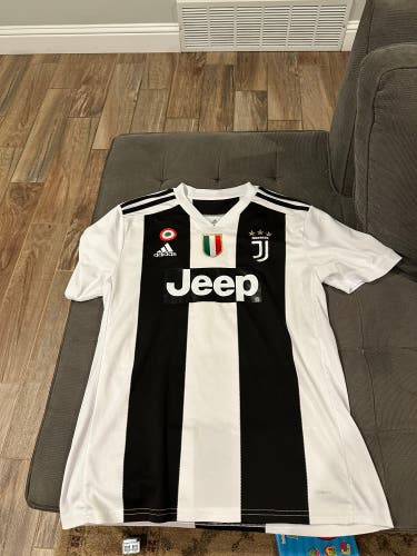 White Ronaldo Juventas Jersey