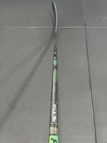 Senior Bauer Twitch Right Handed Hockey Stick P92 87 Flex (New)
