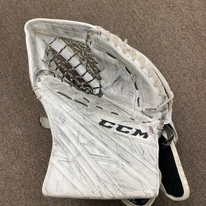 CCM Extreme Flex 4.9 Regular (Used)