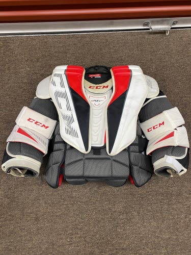 Large CCM EFlex 5.9 Goalie Chest Protector (Used)