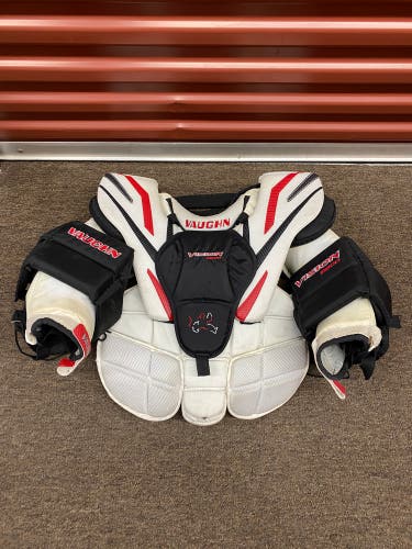Large Vaughn Vision 9200 Goalie Chest Protector (Used)