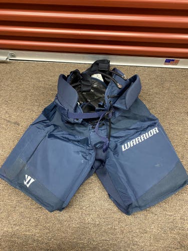 Senior Medium Warrior Swagger Hockey Goalie Pants (Used)
