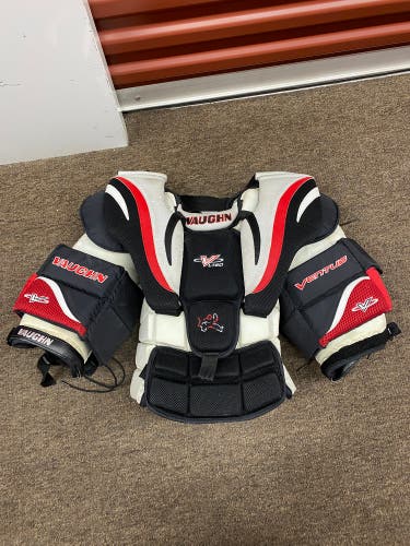 Small Vaughn Ventus LT60 Goalie Chest Protector (Used)