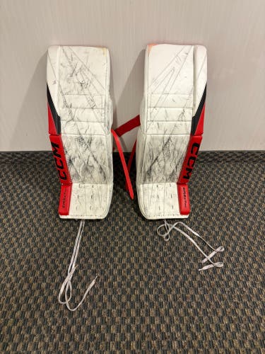 CCM Extreme Flex Pro 7 Goalie Leg Pads