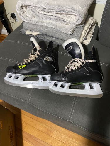 Graf Supra 705 Hockey Skates Wide Width 9 (Used)