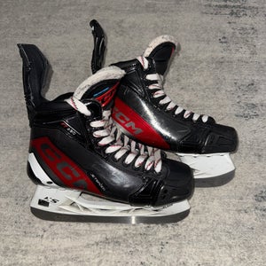 Red CCM JetSpeed FT 680 Hockey Skates Regular Width 6.5 (Used)