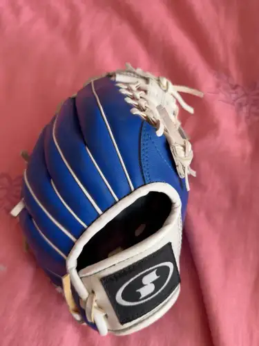 LH Baseball Glove 11" (Used)