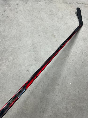 75 Flex PM9 Senior CCM JetSpeed FT4 Pro Left Hand Hockey Stick Pro Stock NHL (New)