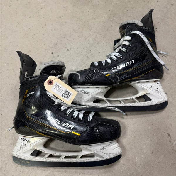 Senior Bauer Supreme M5 Pro Hockey Skates | Size 8.5 Fit 1