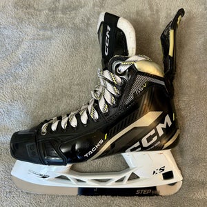 2022 CCM Tacks AS-V Hockey Skates Regular Width 9 (Used)