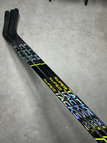 3 Pack 85 Flex Custom P28 Senior CCM Super Tacks AS3 Pro Right Hand Hockey Stick Pro Stock
