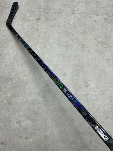 80 Flex P29 Senior CCM RibCor Trigger 9 Pro Right Hand Hockey Stick Pro Stock (New)