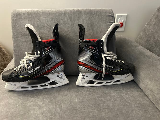 Bauer Vapor 2X Pro Hockey Skates Regular Width 8 (Used)